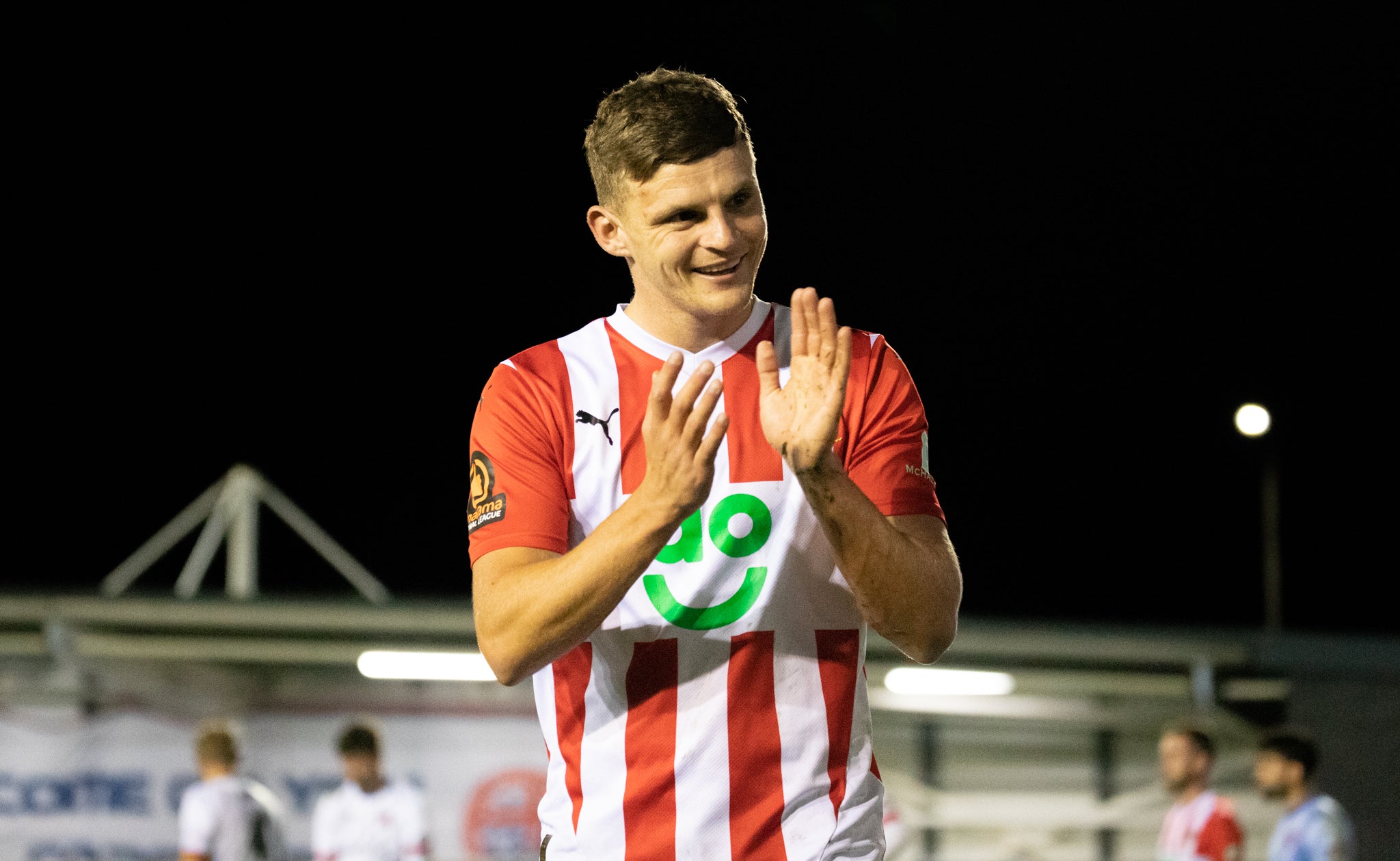 altrinchamfc.com
