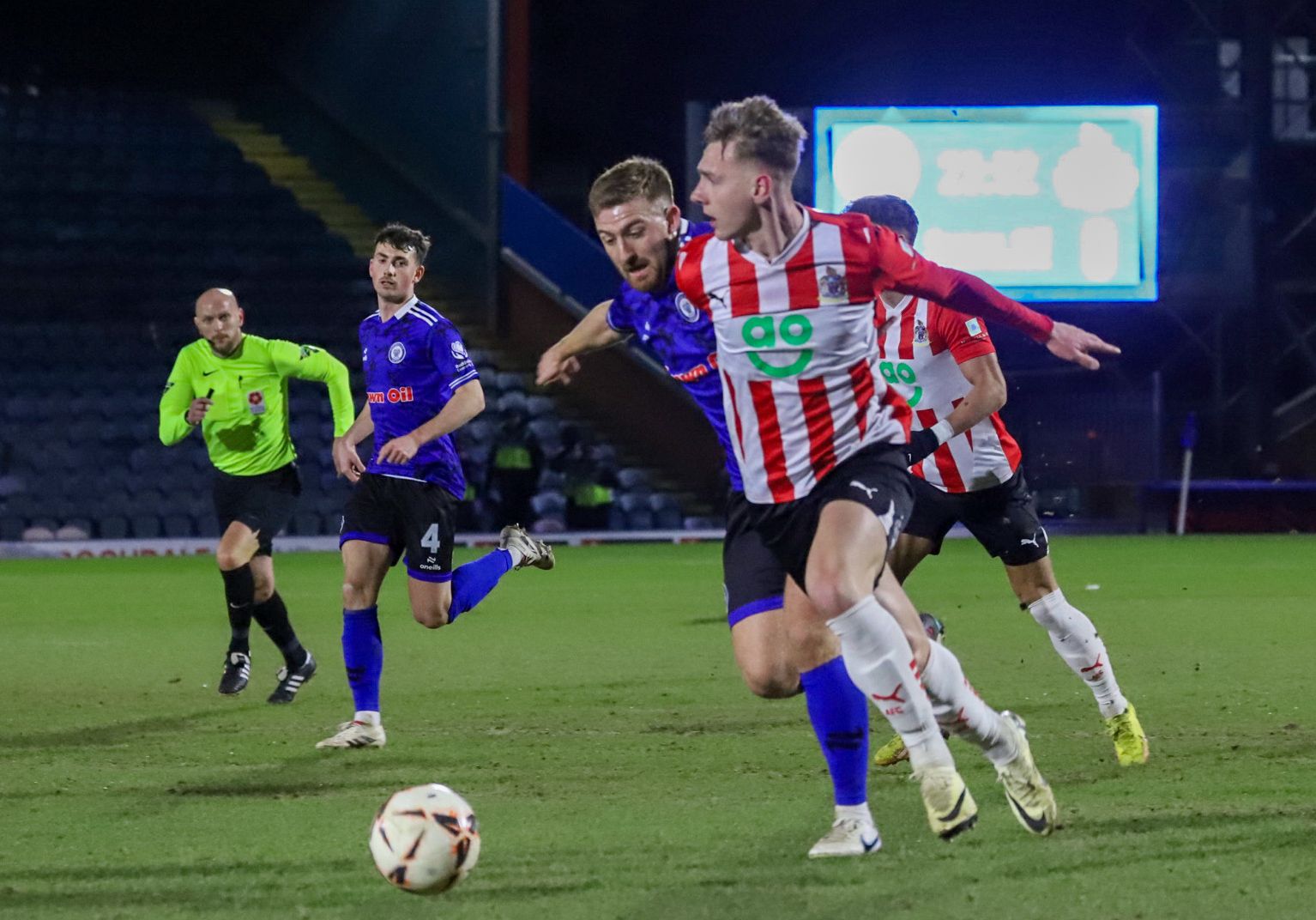 robins-slip-out-of-play-off-places-as-dale-prove-too-good-altrincham-fc