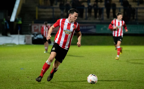 Carry on, Connor! Alty agree deal to keep Jennings another month