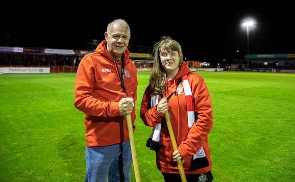 Volunteer with the Robins in 2024