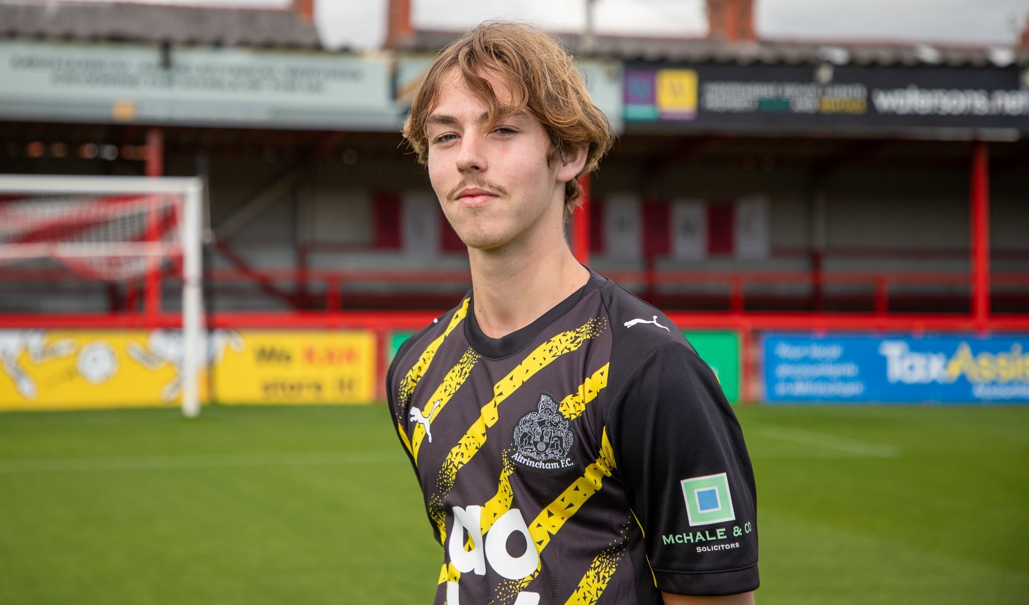 Lots of pressure from young Robins but visitors hold firm