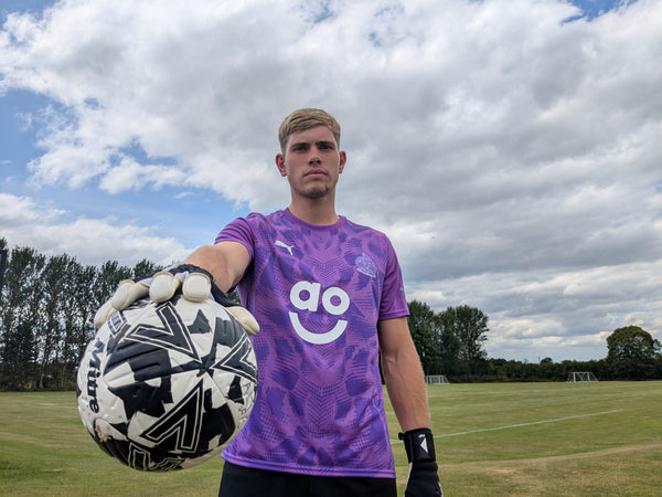 Phil lands keeper as Bolton's Luke Hutchinson signs season-long loan