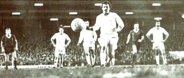 FA Cup Memories - Day 3: Cocky Robins ruffle Reds’ feathers