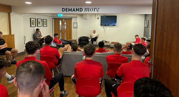 Anthony Taylor delivers pep talk to Alty players